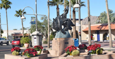 Pictured: The Jack Knife sculpture on Main Street in Scottsdale Arizona.